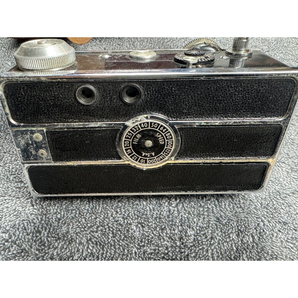 Vintage Argus C3 Rangefinder 35mm Camera w Leather Case Classic USA - Picture 6 of 10